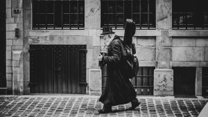 De ‘Zingende Stadsgids’ houdt het voor bekeken.